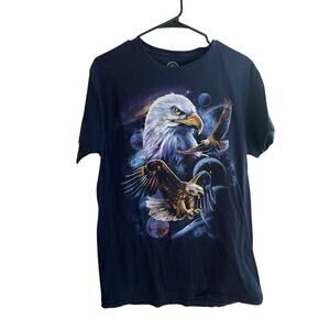DOM SIZE MEDIUM BLACK TEE WITH A EAGLES ON THE FRONT